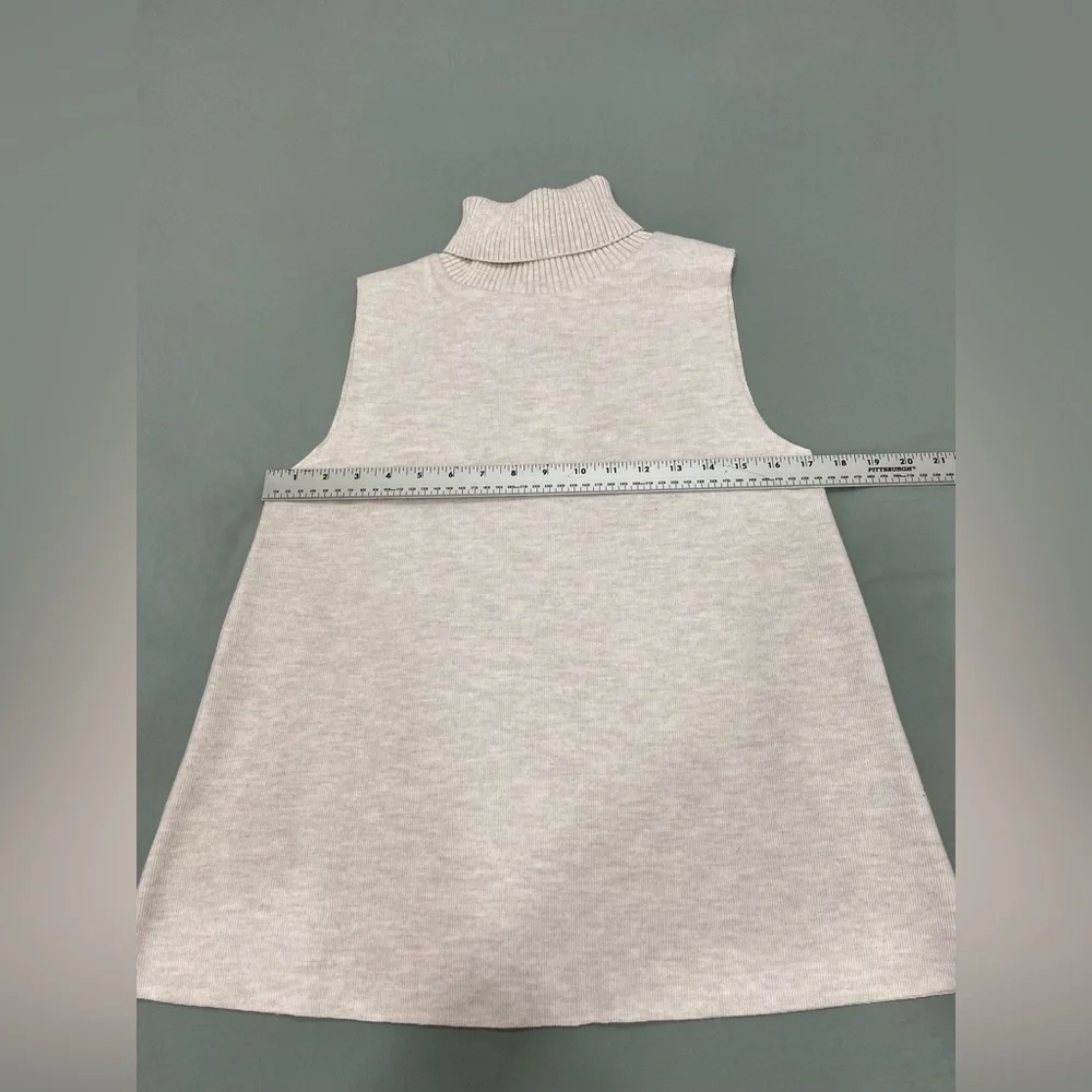 Zara, SOFT TURTLENECK TOP, Color Ecru,Size M - Picture 3 of 5